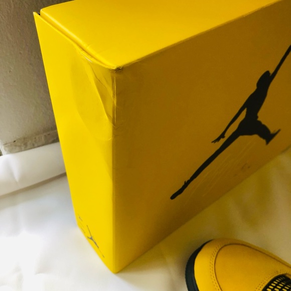 Jordan 4 Lightning size 12 and Shirt size L - Picture 5 of 10